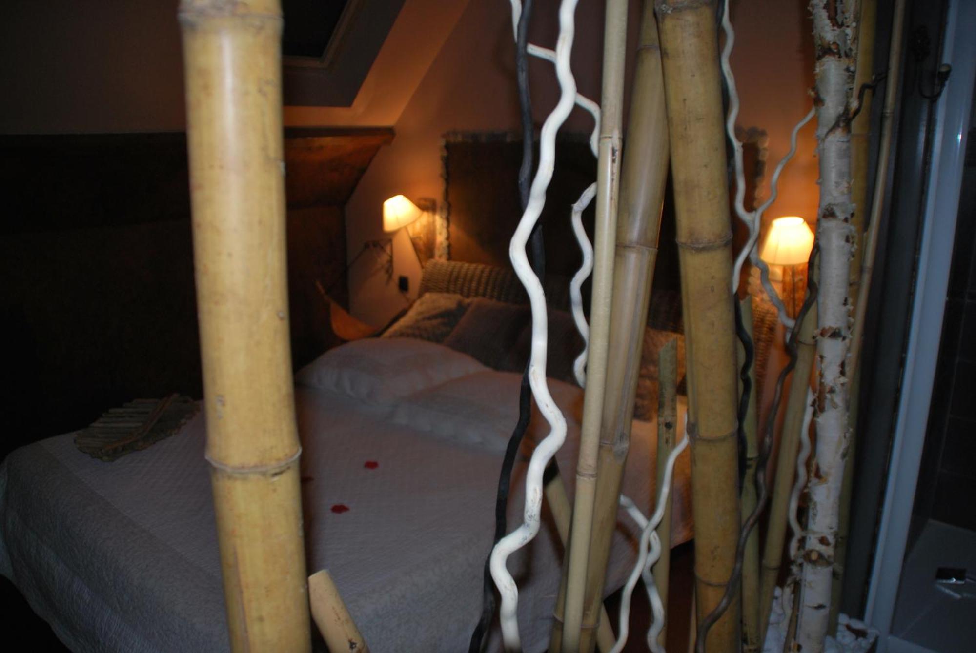 Chambres D Hotes ,Hotel ,Secret D'Une Nuit A Vicq Pres De Onnaing,Avec Piscine Pokoj fotografie